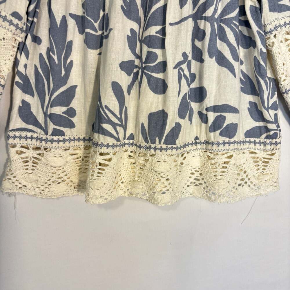 Christian Siriano Top Blue White Floral Bell Sleeve Linen Women M Boho Resort - Picture 3 of 13